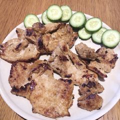 A picture of Pork Chop.