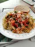 Fusilli primavera con camarones