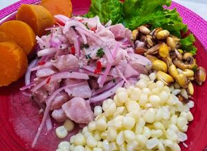 Una foto de Ceviche clásico