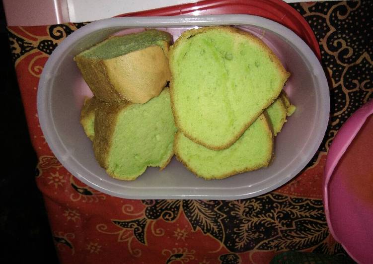 Resep: Bolu pandan panggang hemat untuk pemula
