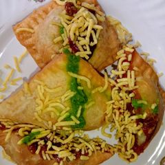 A picture of Surti plaza.