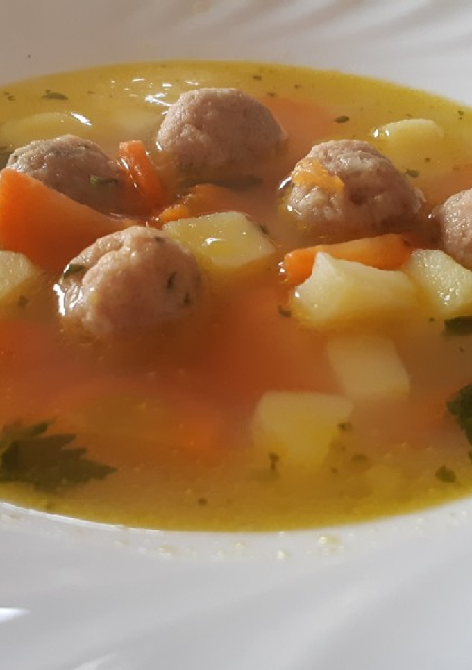 Májgombócleves recept fotója