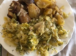 Foto principal de 21. Codillo alemán con chucrut (principal carne)