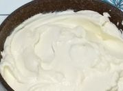 Uma foto de queijo cream cheese