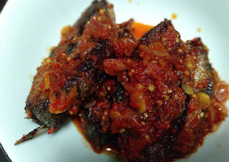 Balado ikan bulat(Cue)