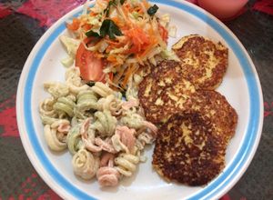 Una foto de Tortitas de coliflor y pollo