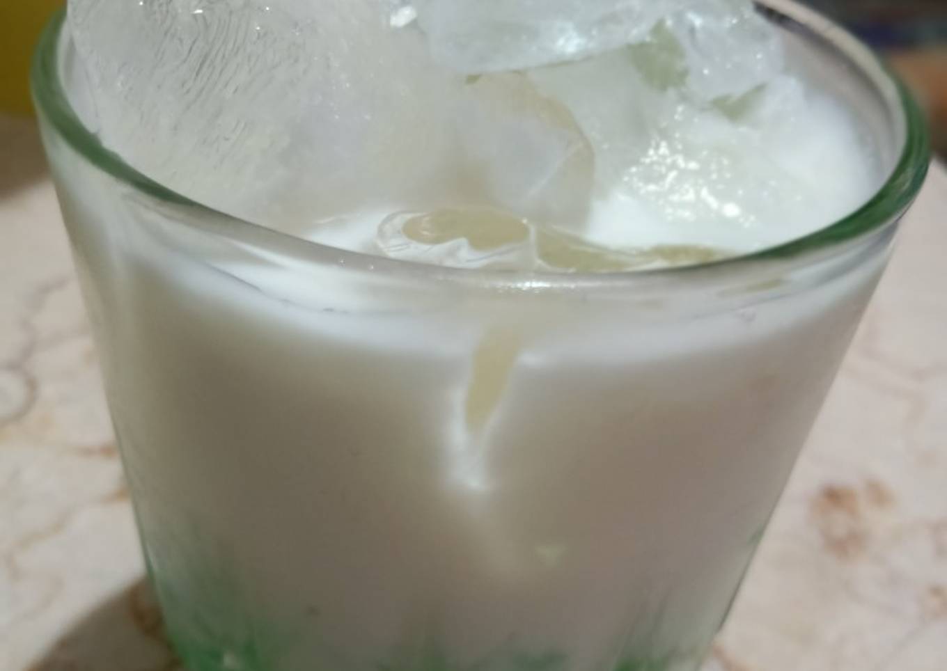 Es Agar-Agar Susu Yakult