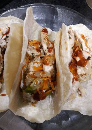 Una foto de Tacos de pollo
