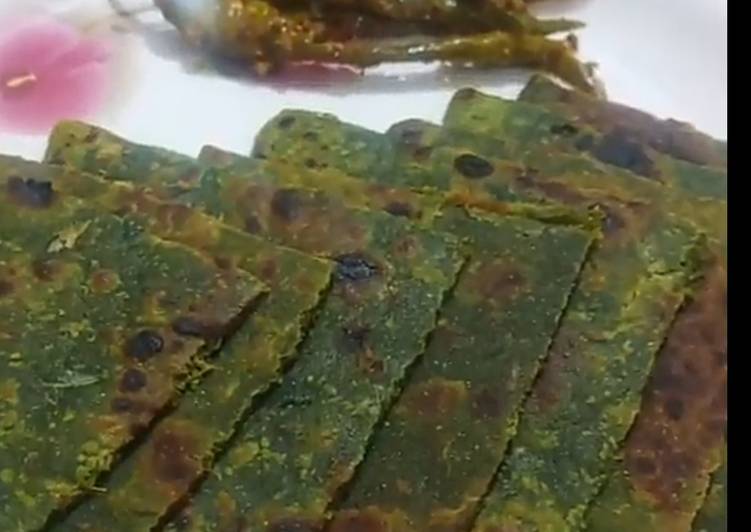 Palak Paratha/ Healthy Breakfast Recipe