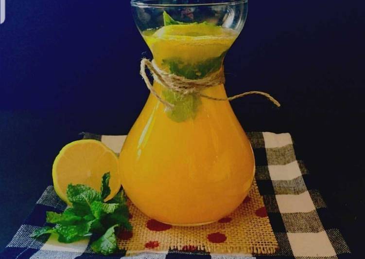 Steps to Prepare Speedy Mango Lemonade 🍋