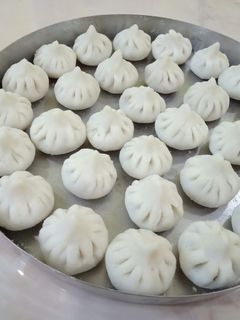 उकडीचे मोदक (ukadcihe modak recipe in marathi) रेसिपी चे मुख्य फोटो