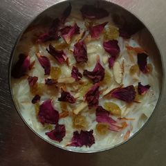 A picture of Seviyan kheer.