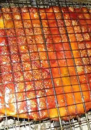 Hình của món Heo tộc nướng da giòn.