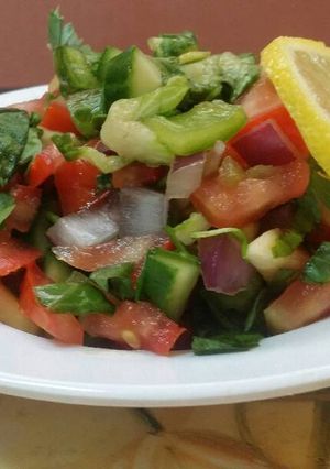 صورة لوصفة سلطه مفيده وسهلة التحضير 😊😋