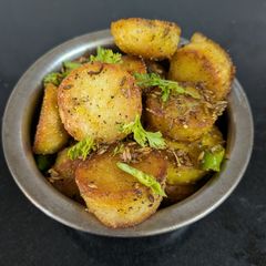 A picture of Arbi ki sukhi sabji.