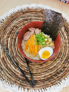 A picture of IndoRamen (Indomie Ramen Jepang Hakata Style).