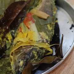 รูปของ Pepes ikan mas bungkus daun