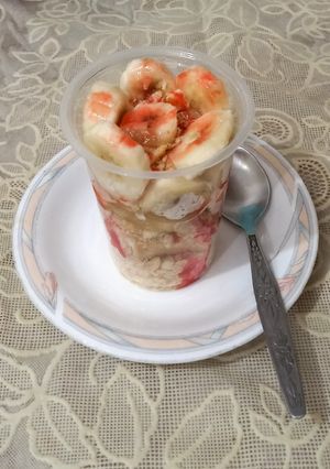 A picture of Banana delight with Tuc biscuits 🍌🍌🫓🫓.