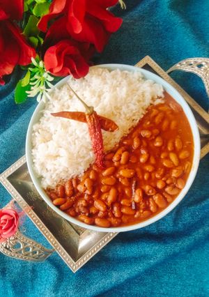 A picture of RAJMA MASALA /RAJMA Chawal 😋.
