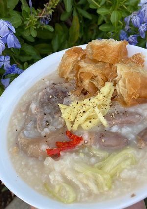 Hình của món Cháo chân giò, tim gà.