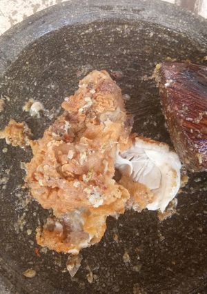 Foto resep Ayam geprek sambal andaliman