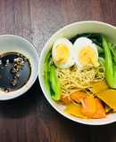 Mỳ trứng ấp ủ