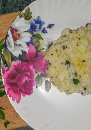 A picture of Ghee pongal/ven pongal.