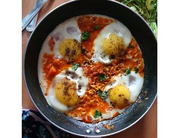Easy Make Recipe Poached Egg in tomato and onion gravy Most Delicious