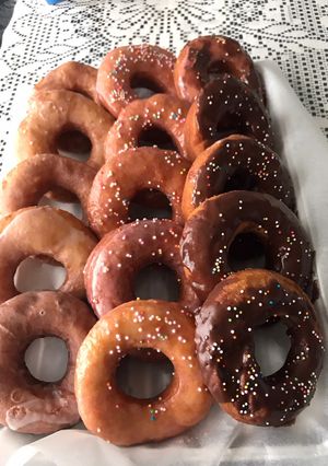 A picture of Easy Glazed Donuts#myfavouriterecipe.