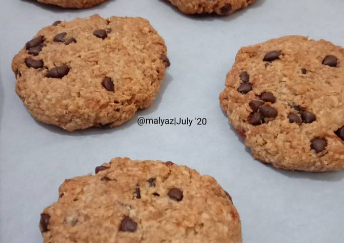 Choco Banana Oatmeal Cookies