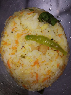 தேங்காய் சாதம் (Thenkaai satham recipe in tamil) செய்முறை முக்கிய புகைப்படம்