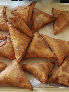 A picture of Spicy Minced meat Sambusa aka Samosas #authormaraton#.