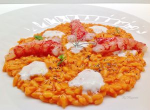 Foto di Riso con gamberi di Mazara e crema di mozzarella di bufala DOP