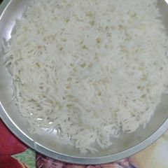 A picture of Plain rice.