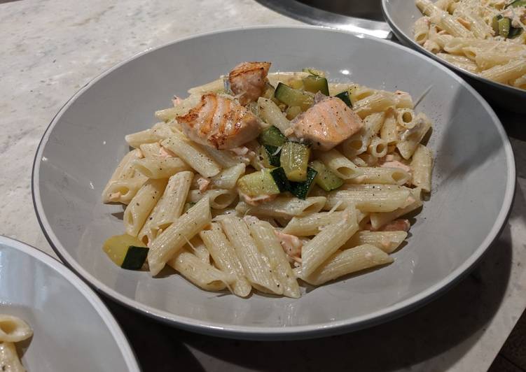 Steps to Make Super Quick Homemade Pasta with salmon and cream cheese