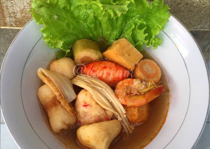 Tom Yam seafood