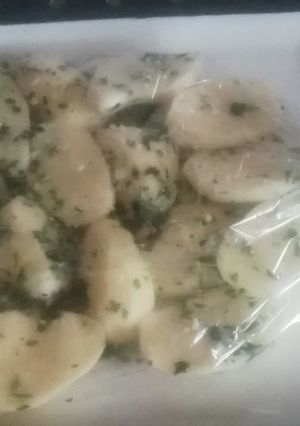Una foto de Patatas al ajolimón