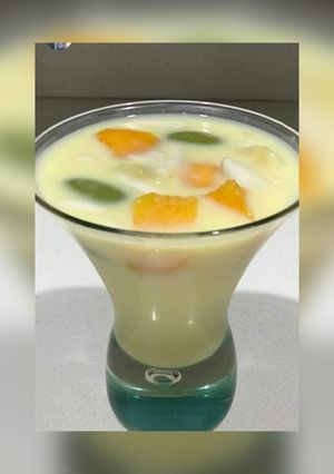 A picture of Fruit custard.