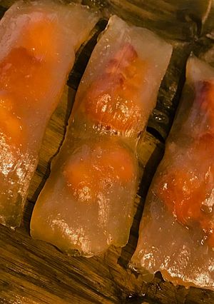 A picture of Hue-Style Banh Bot Loc (Vietnamese Tapioca Dumplings).