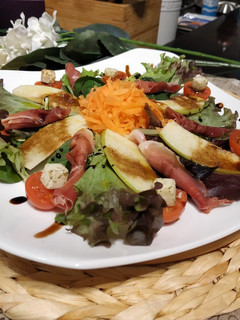 Una foto de Ensalada a los 3 sabores