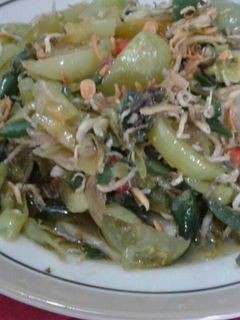 Foto resep Teri masak tomat hijau