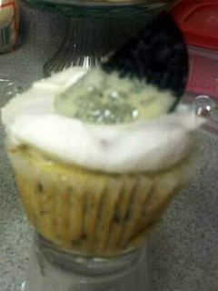 A picture of Mini oreo cheesecakes.