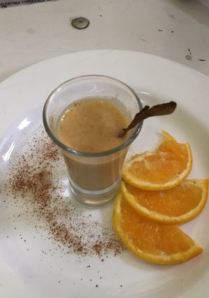 Una foto de Mousse de mote con huesillo