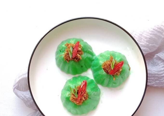 Kue talam pandan