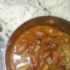 A picture of Rajma chawal.