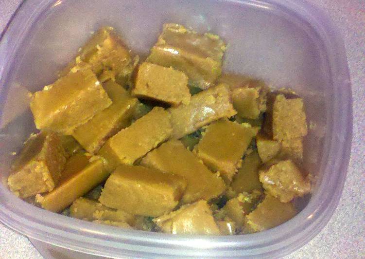 Simple Way to Make Super Quick Homemade Peanut Butter fudge mmm