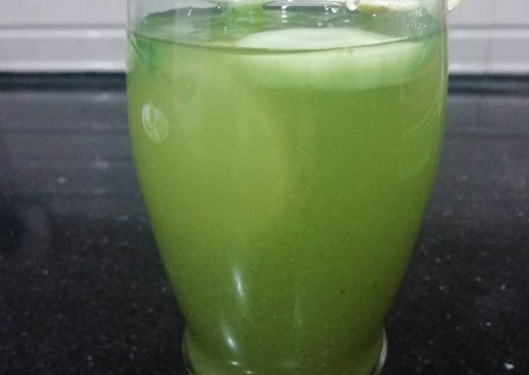 Recipe of Favorite Coriander and Cucumber Juice