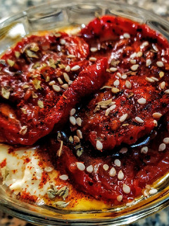 Una foto de TAHINE De Garbanzo y Tomates🍅secos...!
