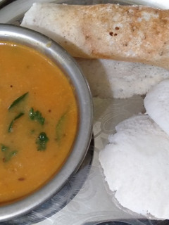 பருப்பில்லா சாம்பார் (உடனடி சாம்பார்) செய்முறை முக்கிய புகைப்படம்