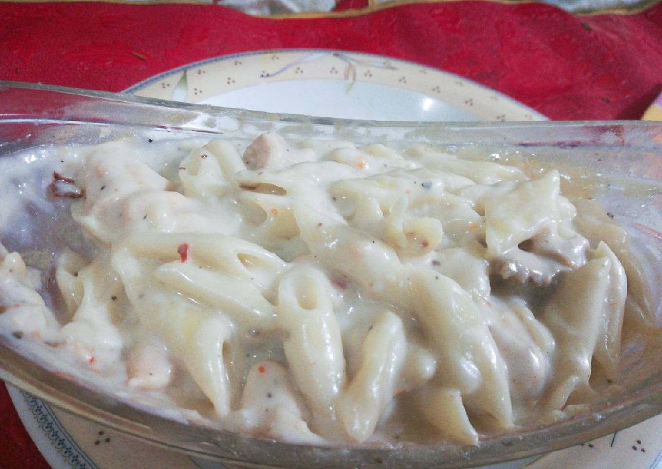 White sauce pasta